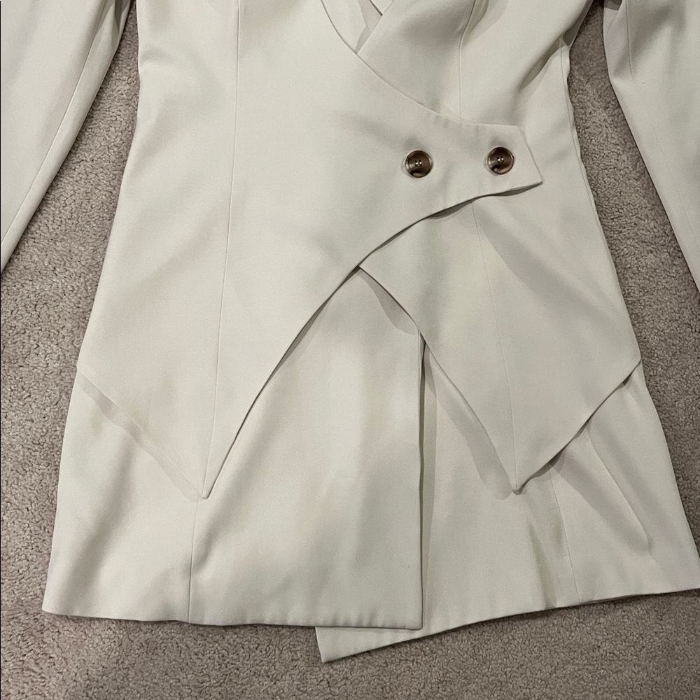 4th and reckless Elegant Cream Blazer Dress - Picture 5 of 9